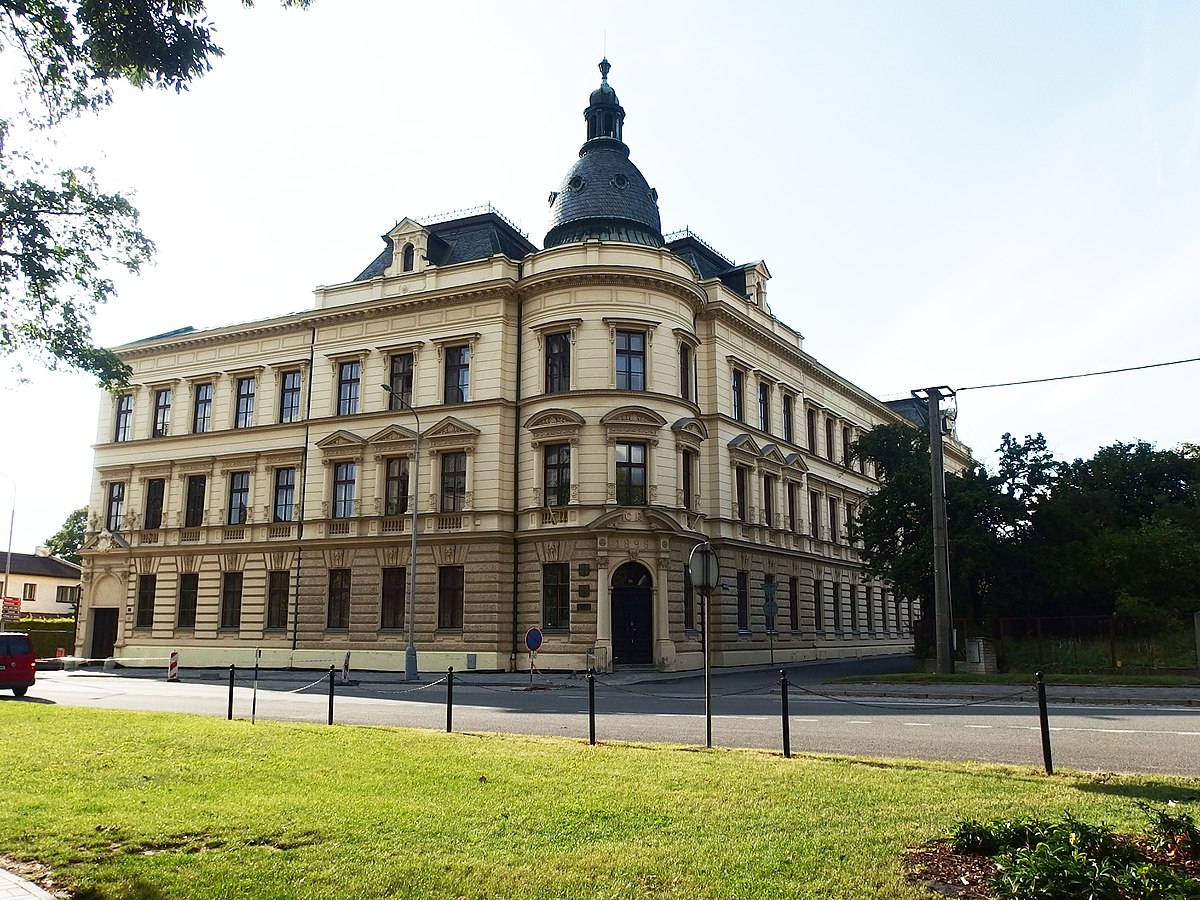 STŘEDNÍ PRŮMYSLOVÁ ŠKOLA STAVEBNÍ – LIPNÍK NAD BEČVOU